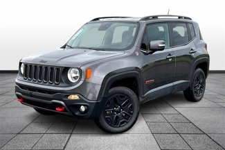 Used 2018 Jeep Renegade Trailhawk w/ Cold Weather Group II image 1