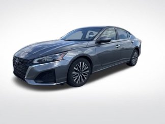 Used 2023 Nissan Altima 2.5 SV image 1