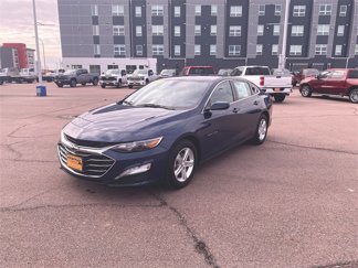 Used 2022 Chevrolet Malibu LT image 1