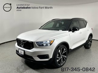 Used 2021 Volvo XC40 T5 R-Design image 1