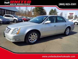 Used 2011 Cadillac DTS Premium image 1