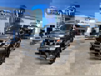 Used 2017 Nissan Armada Platinum image 1