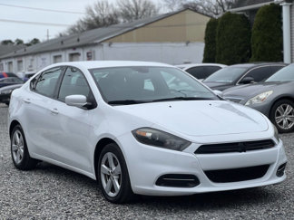 Used 2015 Dodge Dart SXT image 1