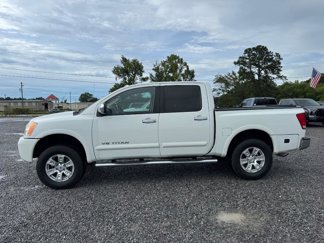 Used 2015 Nissan Titan SV w/ SV Value Truck Package image 1