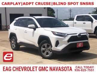 Used 2024 Toyota RAV4 XLE image 1