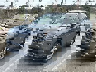Used 2019 Toyota RAV4 Limited image 1