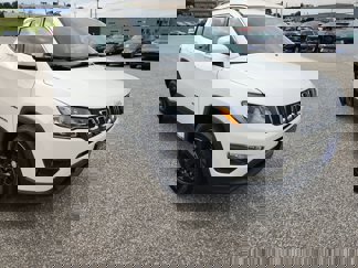 Used 2019 Jeep Compass Latitude w/ Popular Equipment Group image 1