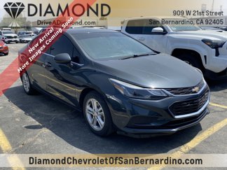 Used 2018 Chevrolet Cruze LT w/ Convenience Package image 1