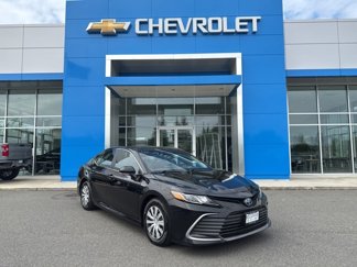 Used 2021 Toyota Camry LE image 1