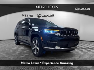 Used 2023 Jeep Grand Cherokee L Limited w/ Luxury Tech Group II image 1