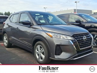 New 2025 Nissan Kicks S image 1