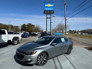 New 2025 Chevrolet Malibu RS w/ LPO, Floor Liner Package image 1