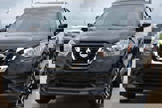 Used 2019 Nissan Kicks SV image 1