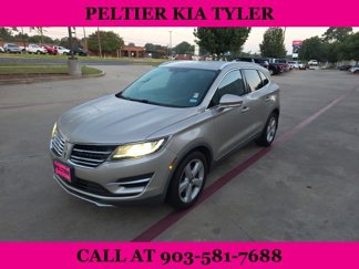 Used 2015 Lincoln MKC FWD image 1
