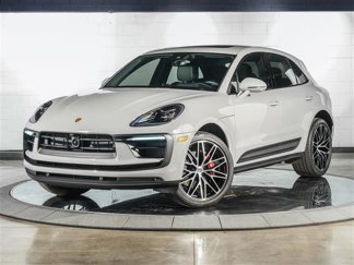 Certified 2025 Porsche Macan S image 1