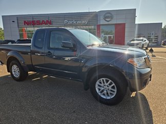 Used 2018 Nissan Frontier SV image 1