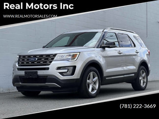 Used 2017 Ford Explorer XLT w/ Equipment Group 202A image 1