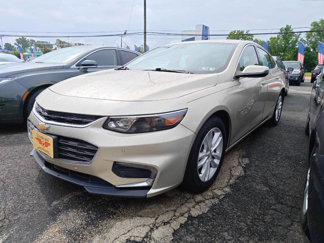 Used 2016 Chevrolet Malibu LT w/ Leather Package image 1