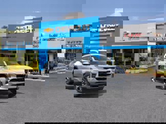New 2025 Chevrolet Trax LT w/ Driver Confidence Package image 1