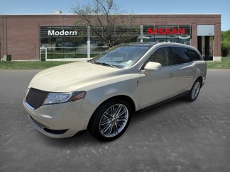 Used 2014 Lincoln MKT AWD w/ Equipment Group 201A image 1
