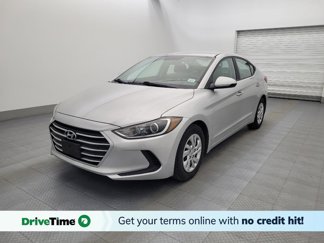 Used 2017 Hyundai Elantra SE image 1