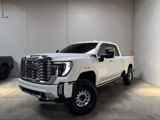 Used 2024 GMC Sierra 3500 Denali w/ Denali Reserve Package image 1