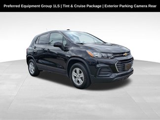 Used 2022 Chevrolet Trax LS w/ Tint and Cruise Package image 1
