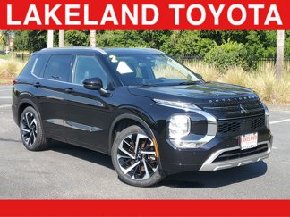 Used 2022 Mitsubishi Outlander SEL image 1