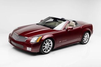 Used 2006 Cadillac XLR V image 1