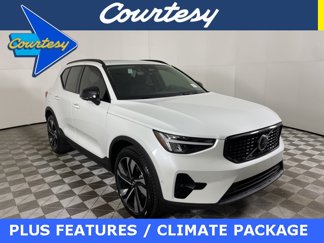 New 2024 Volvo XC40 B5 Plus w/ Climate Package image 1