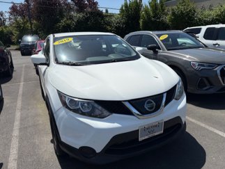 Used 2019 Nissan Rogue Sport S image 1