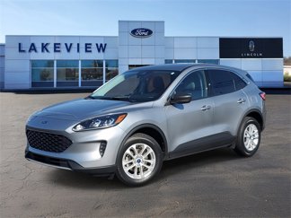 Used 2022 Ford Escape SE w/ Cold Weather Package image 1