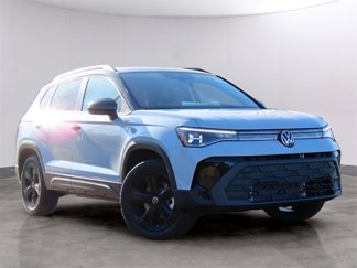 New 2025 Volkswagen Taos SE image 1