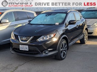 Used 2017 Nissan Rogue Sport SL w/ SL Premium Package image 1