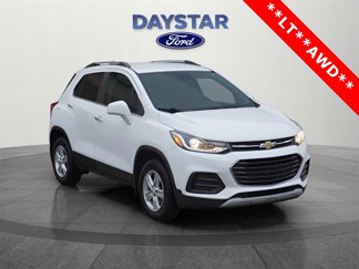 Used 2019 Chevrolet Trax LT w/ LT Convenience Package image 1