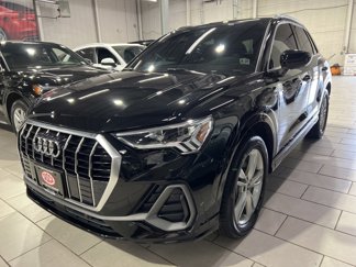 Used 2022 Audi Q3 2.0T Premium Plus w/ Premium Plus Package image 1
