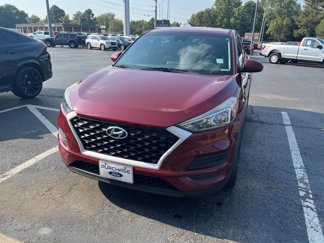 Used 2020 Hyundai Tucson SE image 1
