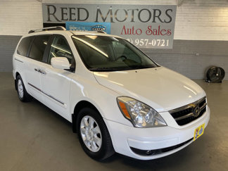 Used 2007 Hyundai Entourage GLS image 1