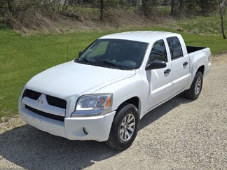 Used 2008 Mitsubishi Raider LS image 1