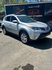 Used 2015 Toyota RAV4 Limited image 1