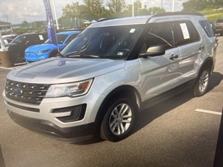 Used 2017 Ford Explorer 4WD image 1