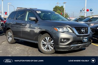 Used 2019 Nissan Pathfinder SL image 1