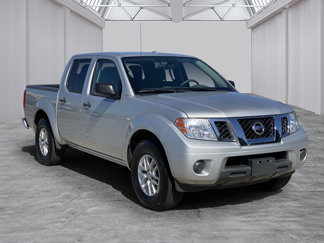 Used 2018 Nissan Frontier SV image 1