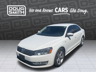 Used 2015 Volkswagen Passat 1.8T Limited Edition image 1