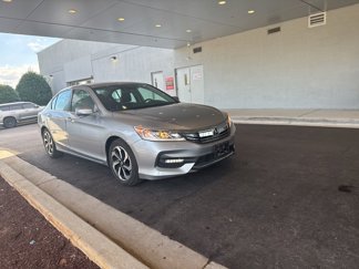 Used 2017 Honda Accord EX-L image 1
