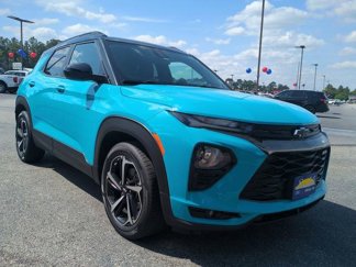Used 2022 Chevrolet TrailBlazer RS w/ Sun and Liftgate Package image 1