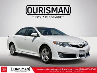 Used 2014 Toyota Camry SE image 1
