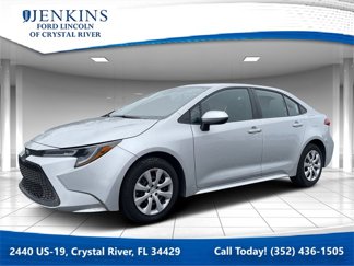 Used 2022 Toyota Corolla LE image 1