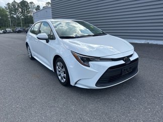 Used 2023 Toyota Corolla LE image 1