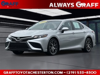 Used 2022 Toyota Camry SE image 1